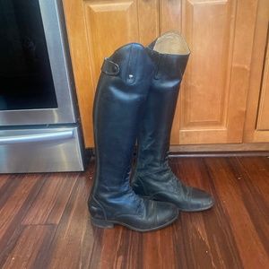 Ariat Contour ll Tall English Boot. Still need cond. 8.5 xs/med